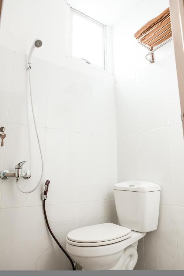 Comfy Homestay Yogyakarta Exterior photo